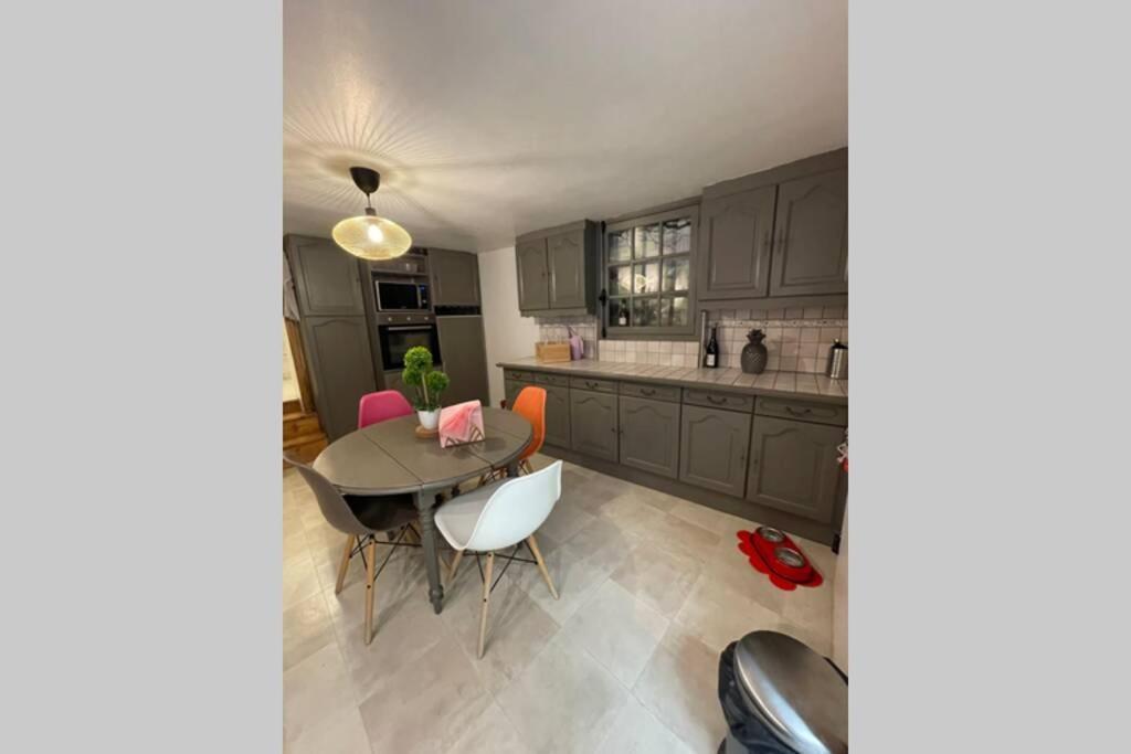 Appartement «La Vie Est Belle» Au Coeur De Sezanne Sézanne Exterior foto